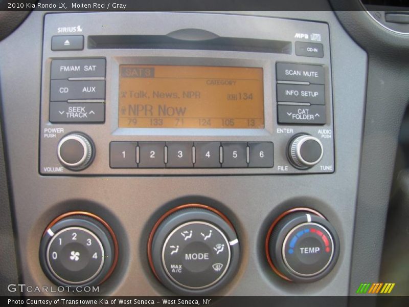 Controls of 2010 Rondo LX