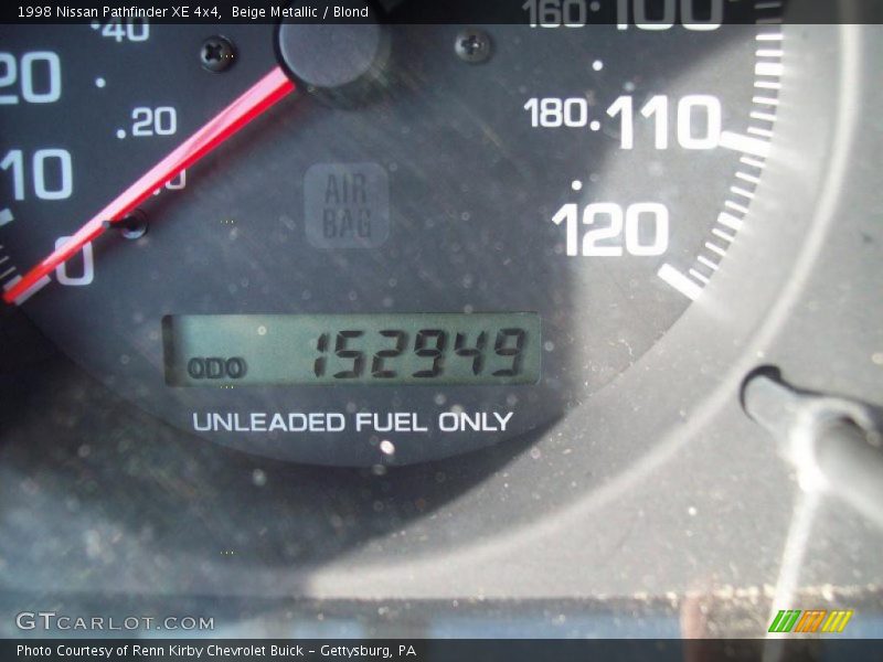 Beige Metallic / Blond 1998 Nissan Pathfinder XE 4x4