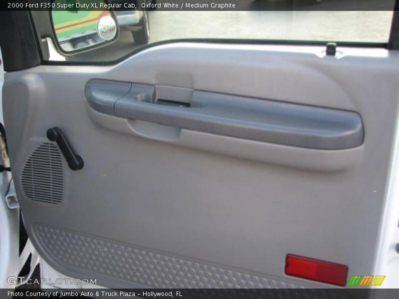 Door Panel of 2000 F350 Super Duty XL Regular Cab