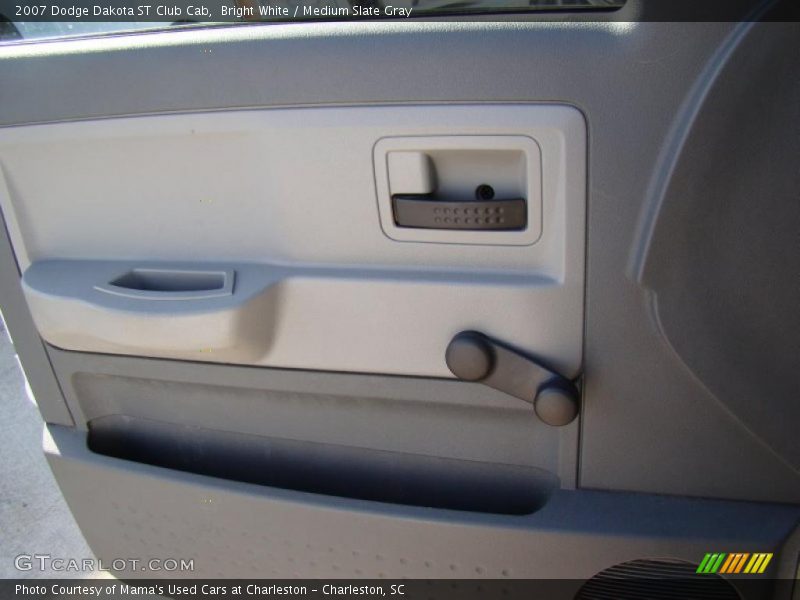 Bright White / Medium Slate Gray 2007 Dodge Dakota ST Club Cab