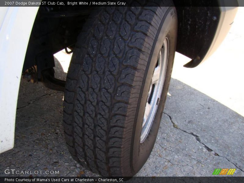Bright White / Medium Slate Gray 2007 Dodge Dakota ST Club Cab