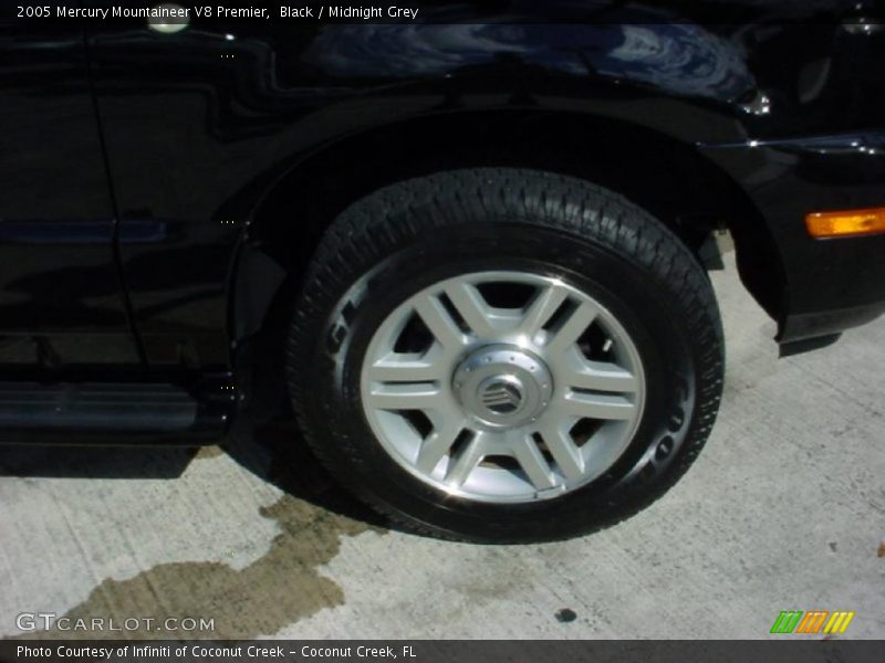 Black / Midnight Grey 2005 Mercury Mountaineer V8 Premier