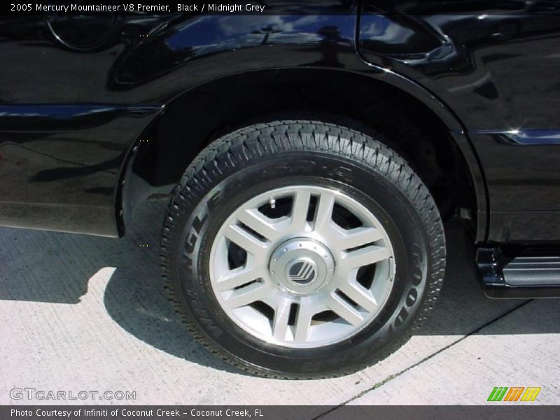 Black / Midnight Grey 2005 Mercury Mountaineer V8 Premier