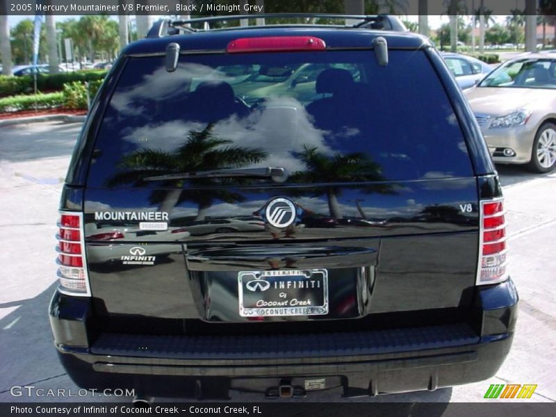 Black / Midnight Grey 2005 Mercury Mountaineer V8 Premier