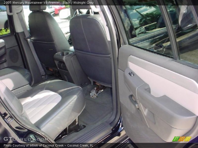 Black / Midnight Grey 2005 Mercury Mountaineer V8 Premier