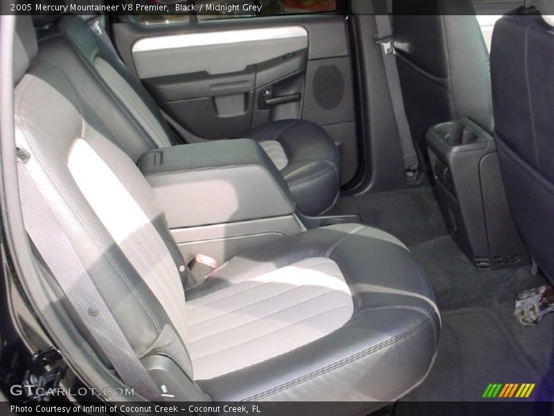 Black / Midnight Grey 2005 Mercury Mountaineer V8 Premier