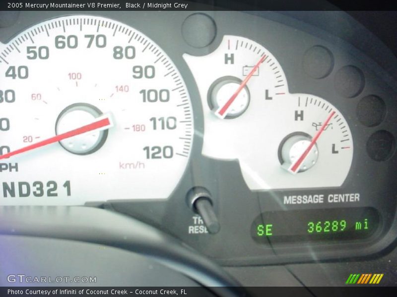 Black / Midnight Grey 2005 Mercury Mountaineer V8 Premier