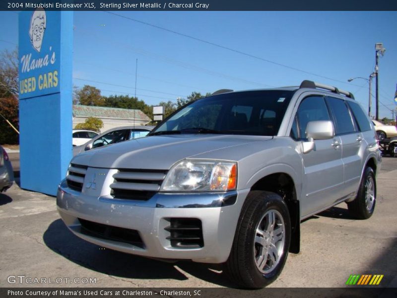 Sterling Silver Metallic / Charcoal Gray 2004 Mitsubishi Endeavor XLS