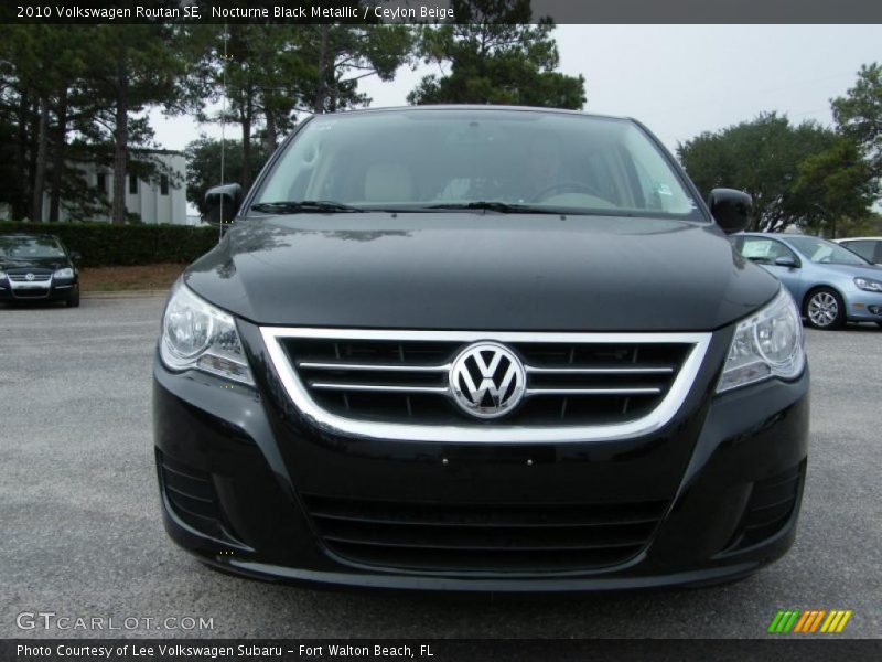 Nocturne Black Metallic / Ceylon Beige 2010 Volkswagen Routan SE