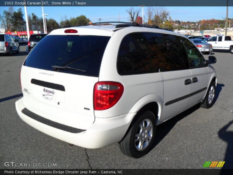 Stone White / Taupe 2003 Dodge Caravan SXT