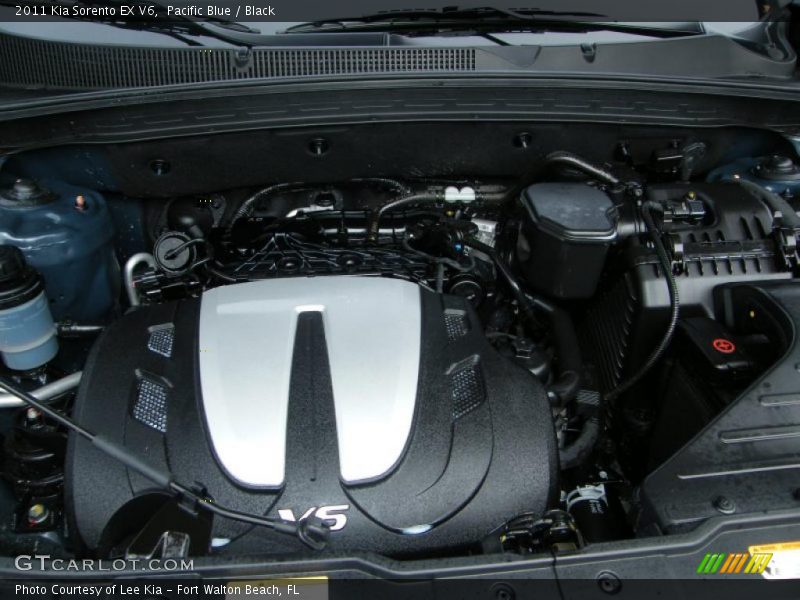 Pacific Blue / Black 2011 Kia Sorento EX V6