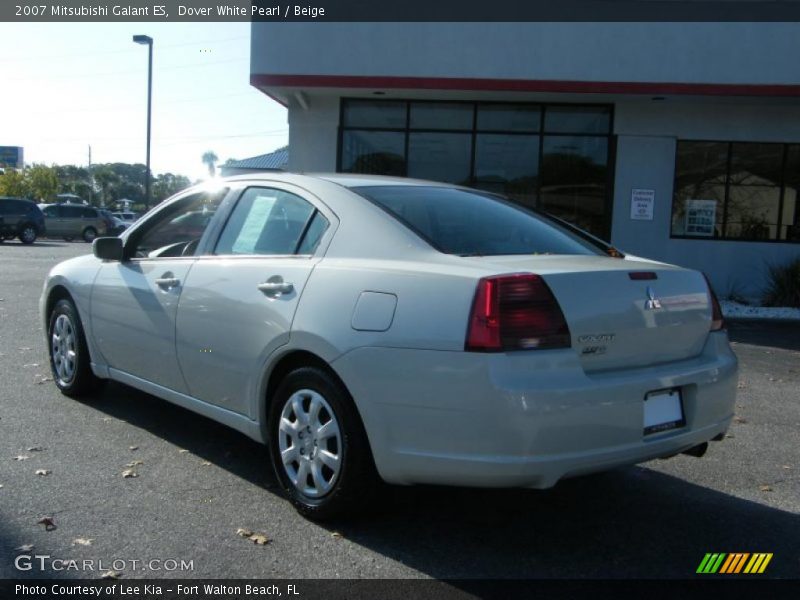 Dover White Pearl / Beige 2007 Mitsubishi Galant ES