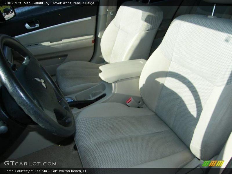 Dover White Pearl / Beige 2007 Mitsubishi Galant ES