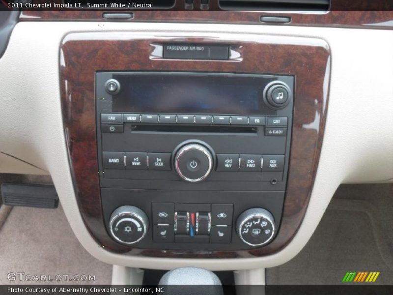 Summit White / Neutral 2011 Chevrolet Impala LT