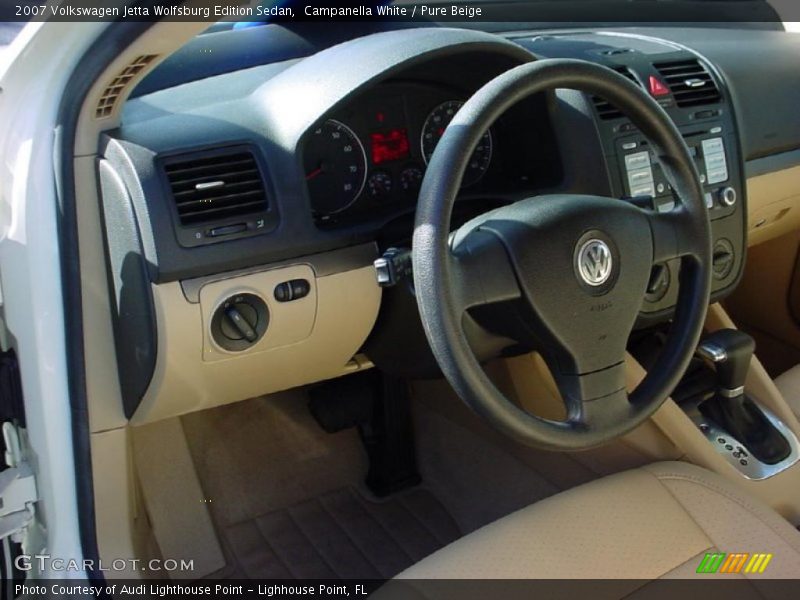 Campanella White / Pure Beige 2007 Volkswagen Jetta Wolfsburg Edition Sedan