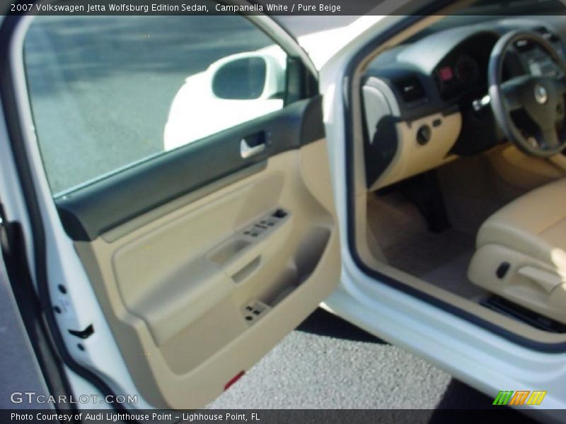 Campanella White / Pure Beige 2007 Volkswagen Jetta Wolfsburg Edition Sedan