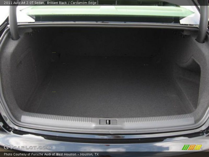  2011 A4 2.0T Sedan Trunk