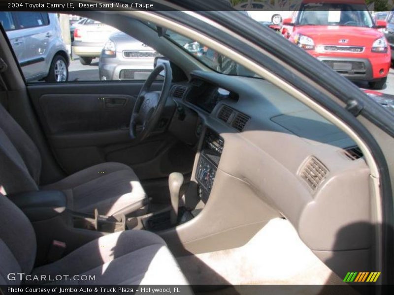Desert Sand Mica / Taupe 2004 Toyota Camry LE