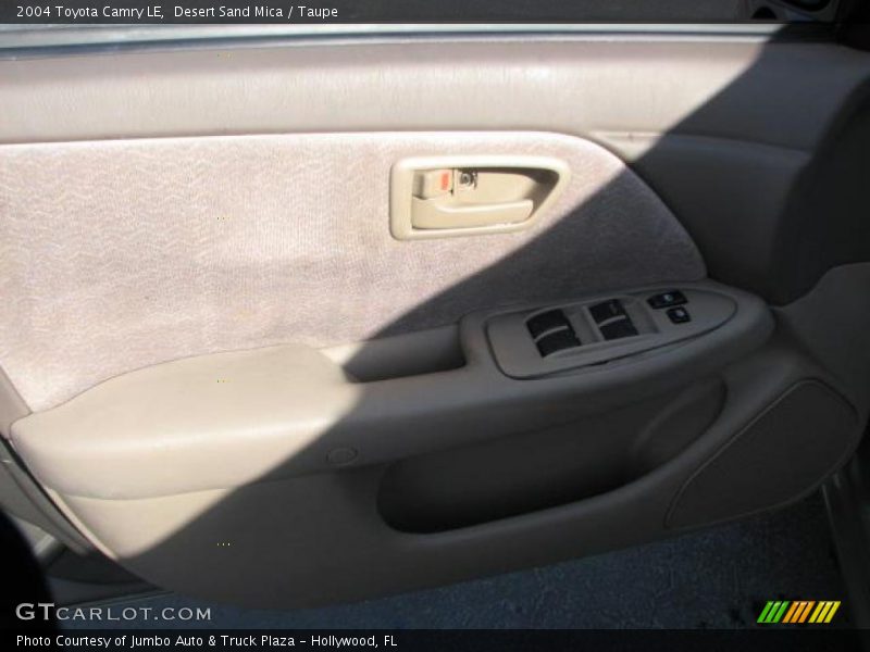 Desert Sand Mica / Taupe 2004 Toyota Camry LE