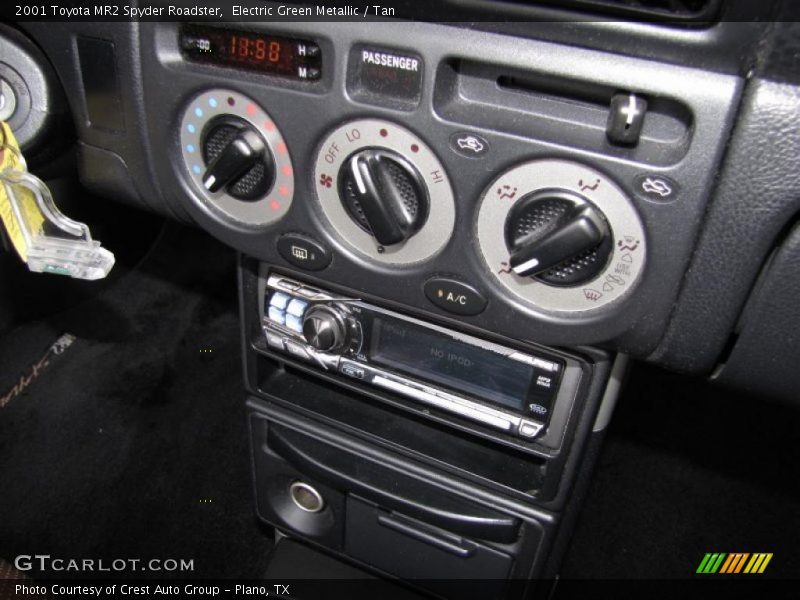 Controls of 2001 MR2 Spyder Roadster