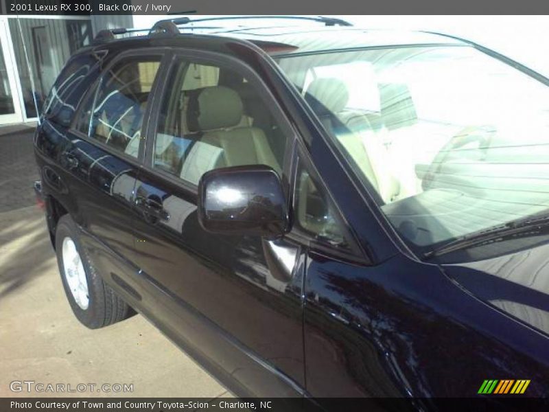 Black Onyx / Ivory 2001 Lexus RX 300
