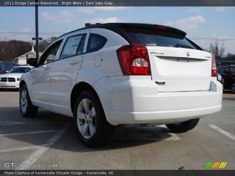 Bright White / Dark Slate Gray 2011 Dodge Caliber Mainstreet