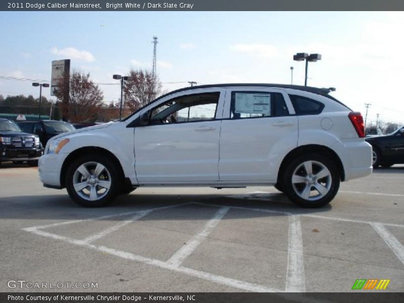 Bright White / Dark Slate Gray 2011 Dodge Caliber Mainstreet