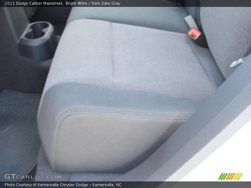 Bright White / Dark Slate Gray 2011 Dodge Caliber Mainstreet
