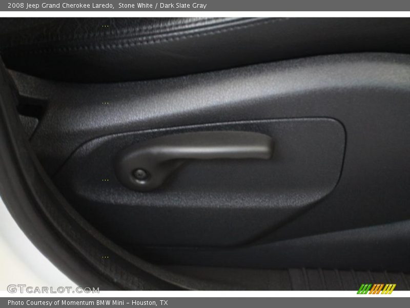 Stone White / Dark Slate Gray 2008 Jeep Grand Cherokee Laredo