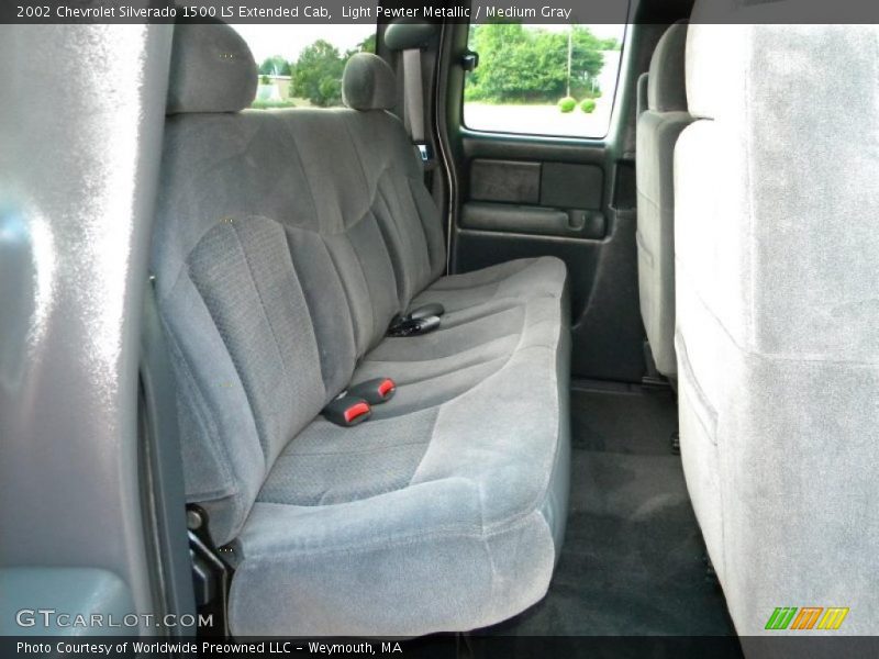 Light Pewter Metallic / Medium Gray 2002 Chevrolet Silverado 1500 LS Extended Cab