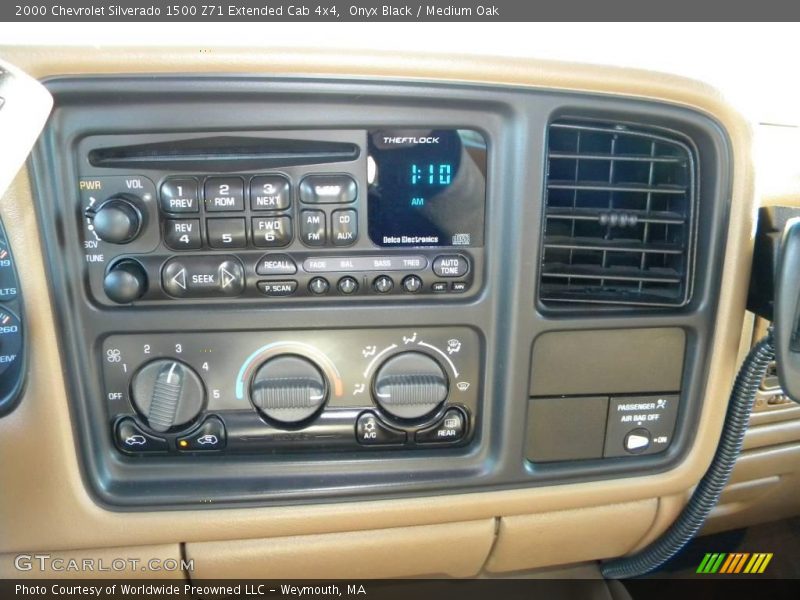 Onyx Black / Medium Oak 2000 Chevrolet Silverado 1500 Z71 Extended Cab 4x4