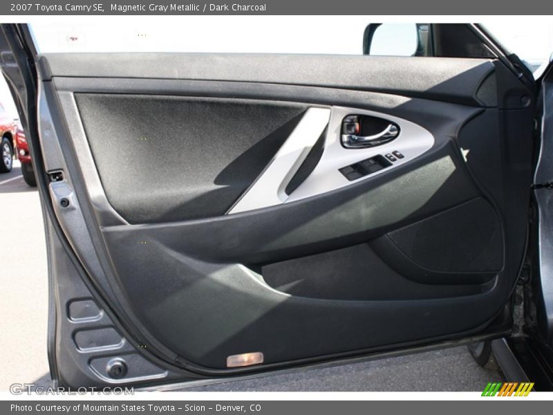 Magnetic Gray Metallic / Dark Charcoal 2007 Toyota Camry SE