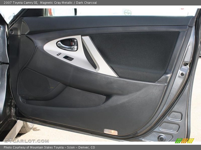 Magnetic Gray Metallic / Dark Charcoal 2007 Toyota Camry SE