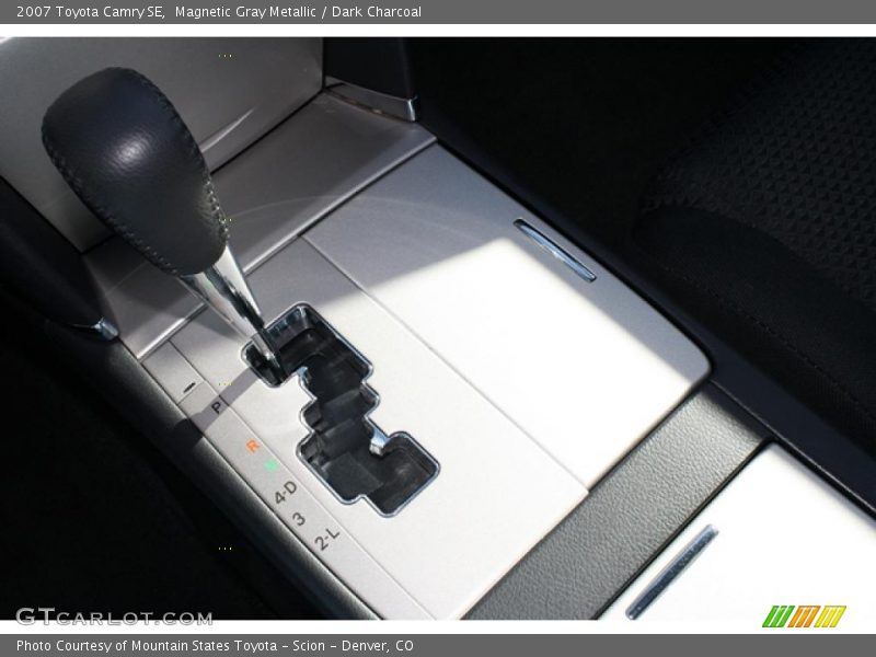 Magnetic Gray Metallic / Dark Charcoal 2007 Toyota Camry SE