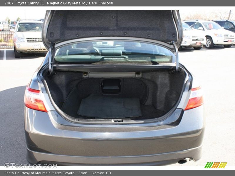 Magnetic Gray Metallic / Dark Charcoal 2007 Toyota Camry SE