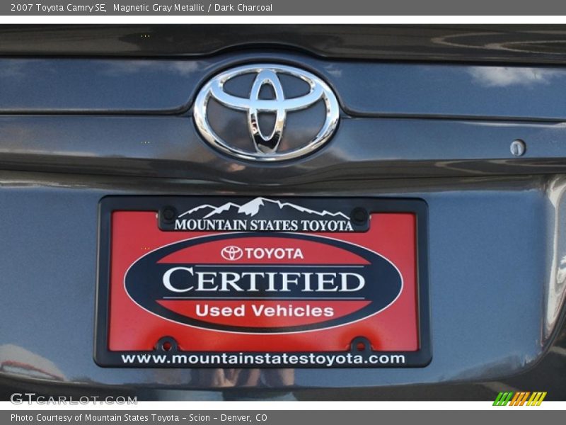 Magnetic Gray Metallic / Dark Charcoal 2007 Toyota Camry SE