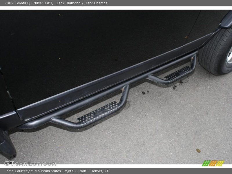 Black Diamond / Dark Charcoal 2009 Toyota FJ Cruiser 4WD