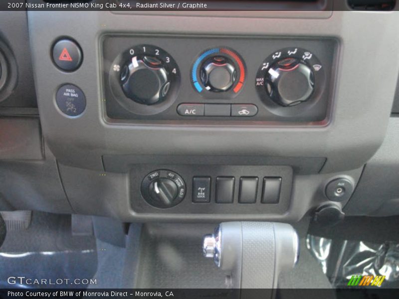 Radiant Silver / Graphite 2007 Nissan Frontier NISMO King Cab 4x4