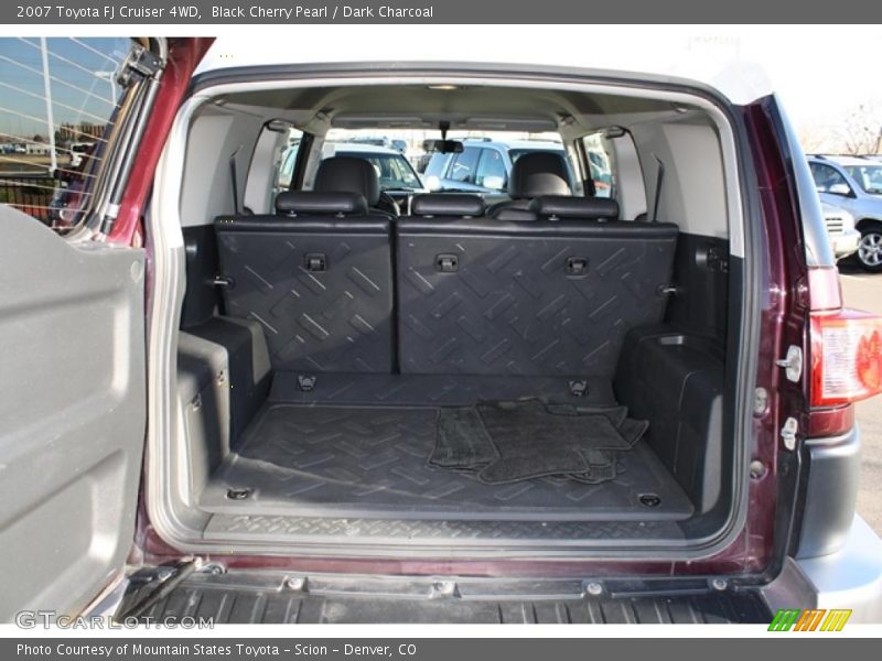  2007 FJ Cruiser 4WD Trunk