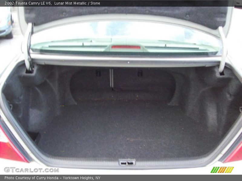  2002 Camry LE V6 Trunk