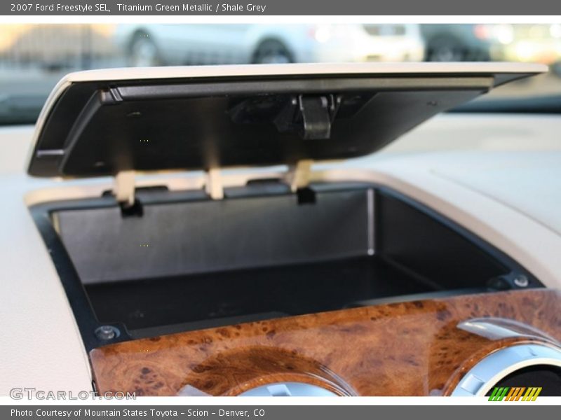 Titanium Green Metallic / Shale Grey 2007 Ford Freestyle SEL