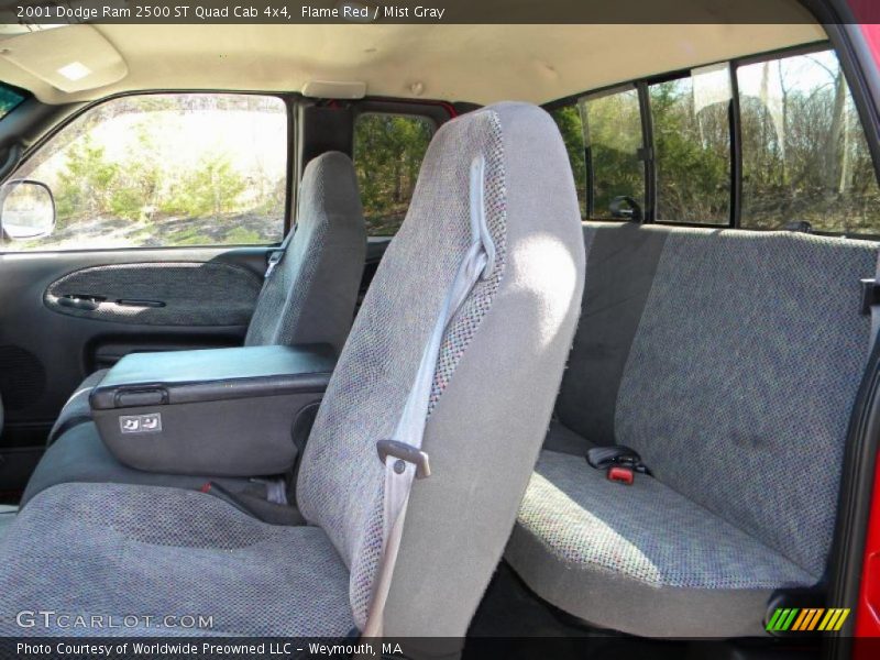  2001 Ram 2500 ST Quad Cab 4x4 Mist Gray Interior