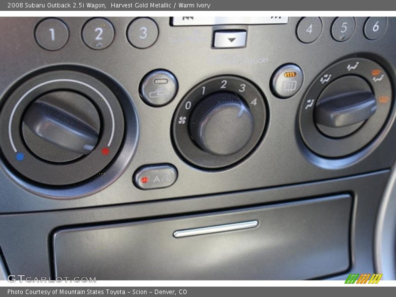 Harvest Gold Metallic / Warm Ivory 2008 Subaru Outback 2.5i Wagon