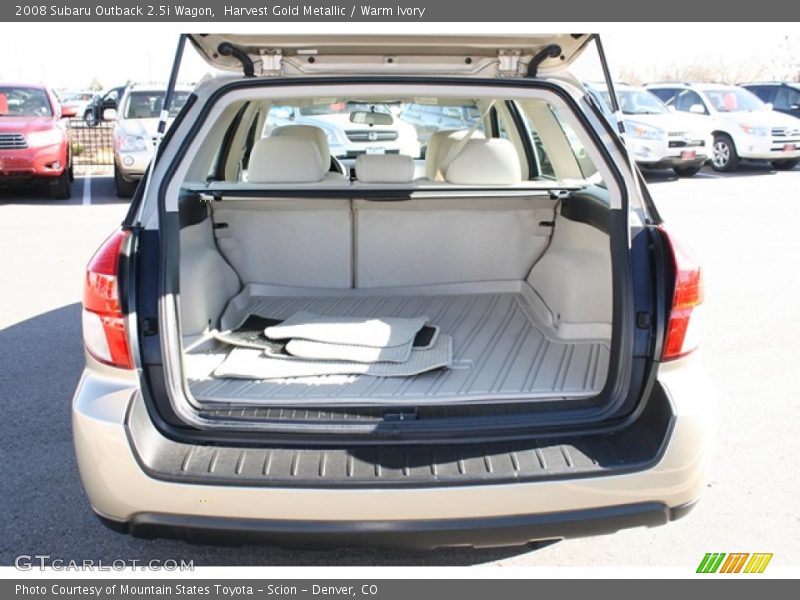 Harvest Gold Metallic / Warm Ivory 2008 Subaru Outback 2.5i Wagon