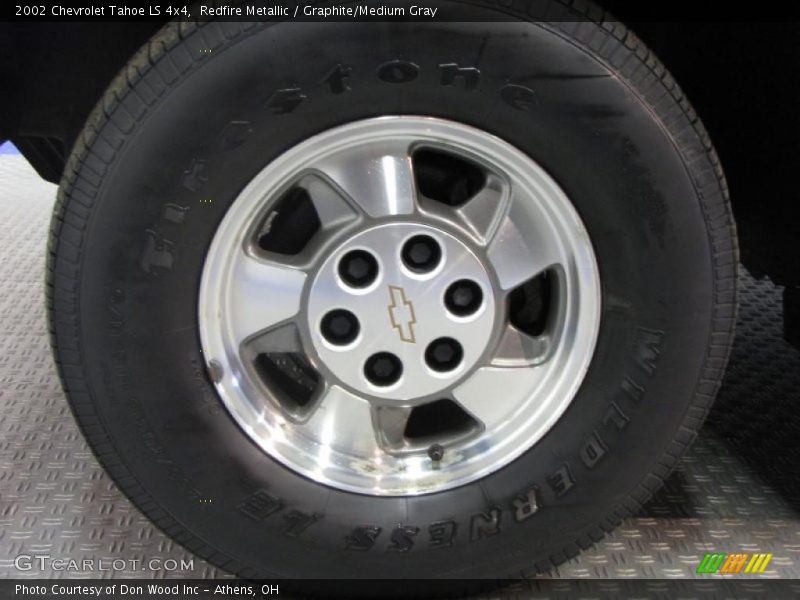 Redfire Metallic / Graphite/Medium Gray 2002 Chevrolet Tahoe LS 4x4