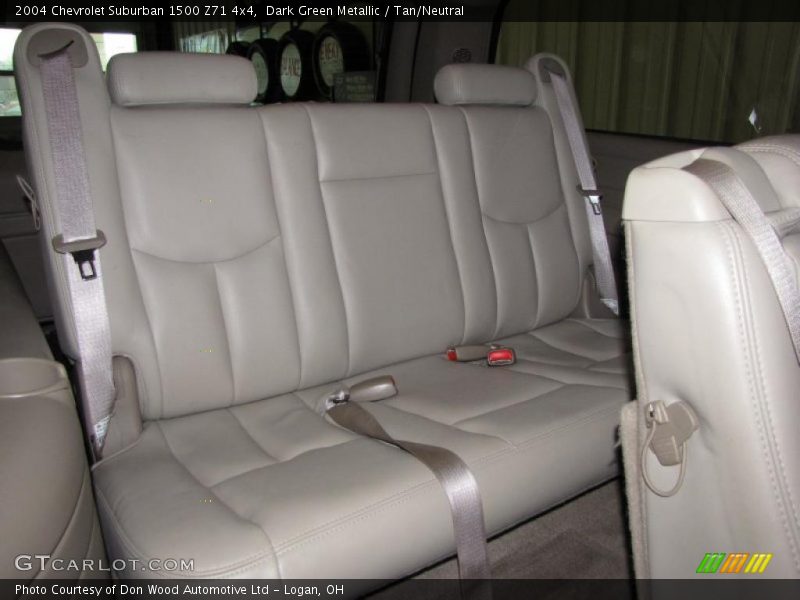 Dark Green Metallic / Tan/Neutral 2004 Chevrolet Suburban 1500 Z71 4x4