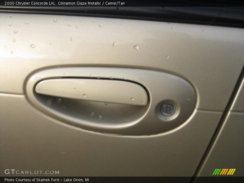 Cinnamon Glaze Metallic / Camel/Tan 2000 Chrysler Concorde LXi