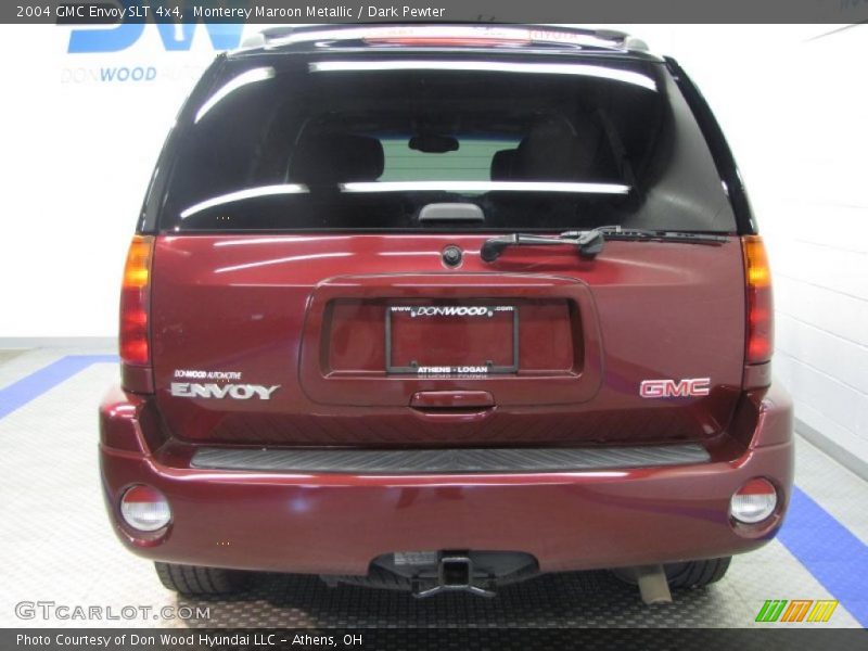 Monterey Maroon Metallic / Dark Pewter 2004 GMC Envoy SLT 4x4