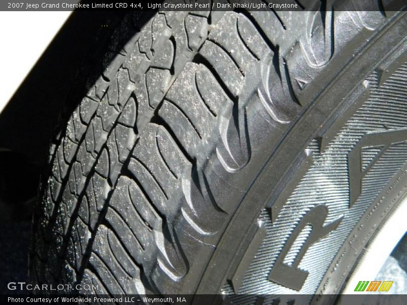 Light Graystone Pearl / Dark Khaki/Light Graystone 2007 Jeep Grand Cherokee Limited CRD 4x4