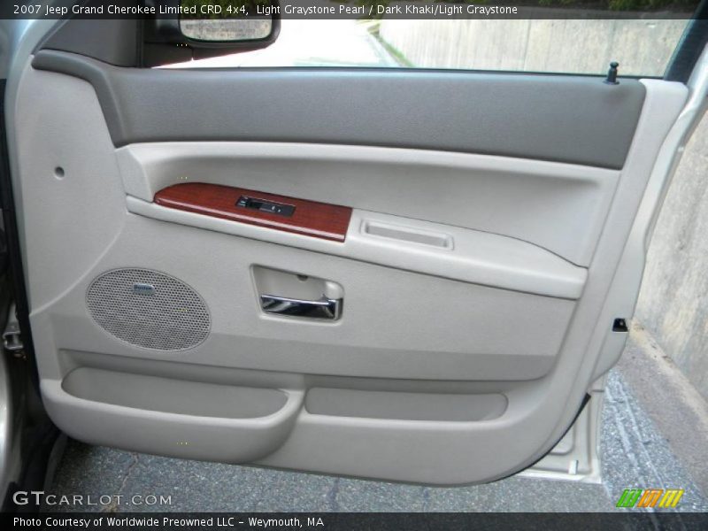 Door Panel of 2007 Grand Cherokee Limited CRD 4x4